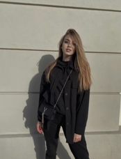 Дом или Отель: Где Фантазия Взлетит Без Тормозов?